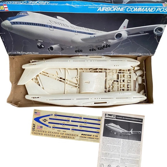 航空機・ヘリコプター Revell E-4B Airborne Command Post 1/144 Revell - Boeing E-4B Airborne Command Post - The Flying White
